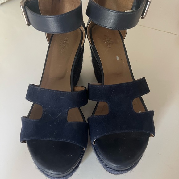 Hermes Navy Blue Suede Wedges - Picture 1 of 7